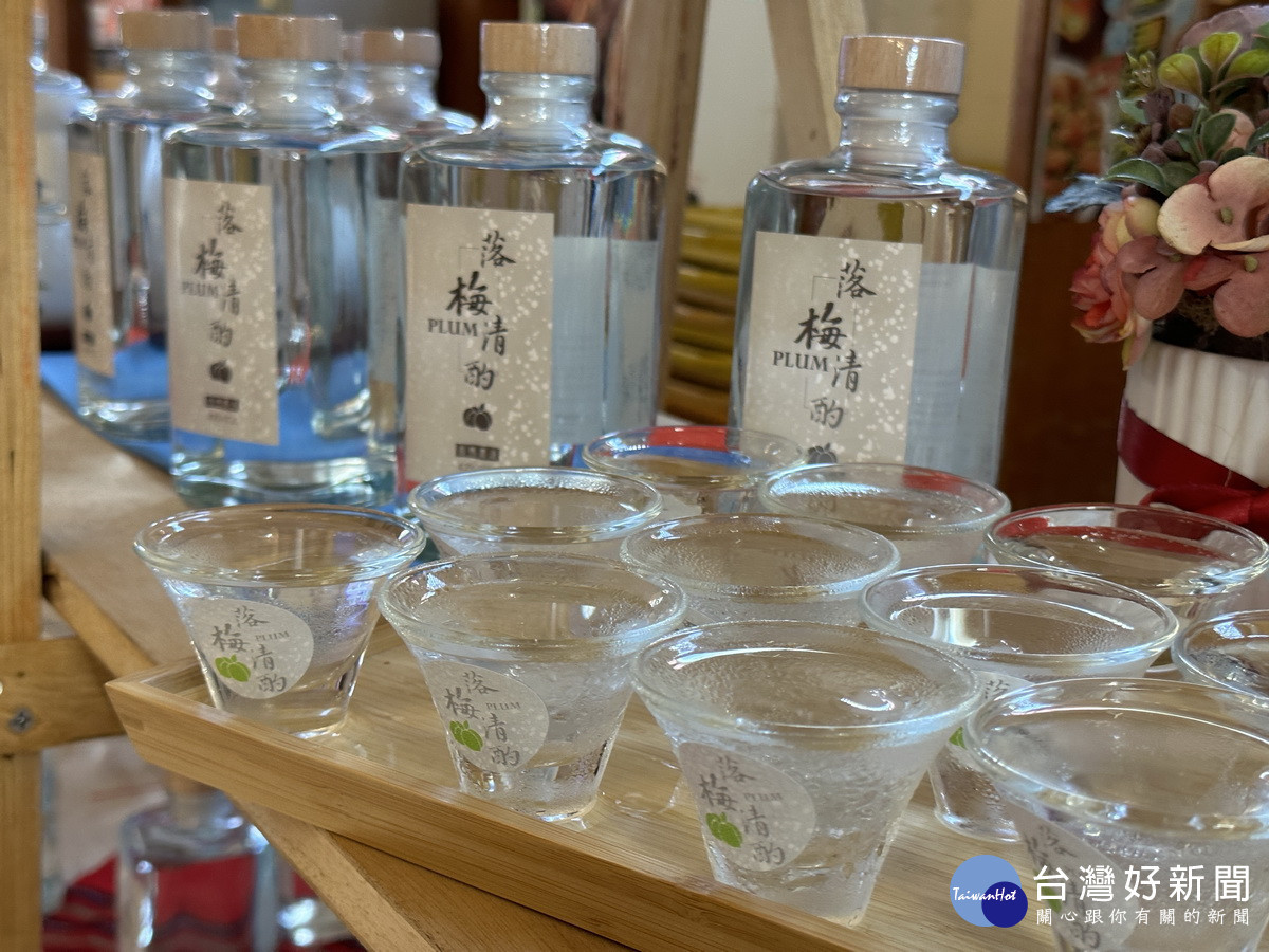 落梅清酌也是新品。(記者扶小萍攝)(酒後不開車)