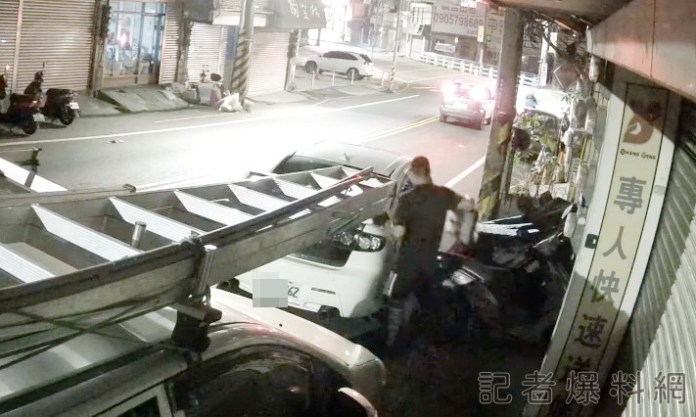 獨家/竊案過程全都錄 十多天找嘸人 警鎖定犯嫌追查中 64 3 8 | 社會 社會 記者爆料網