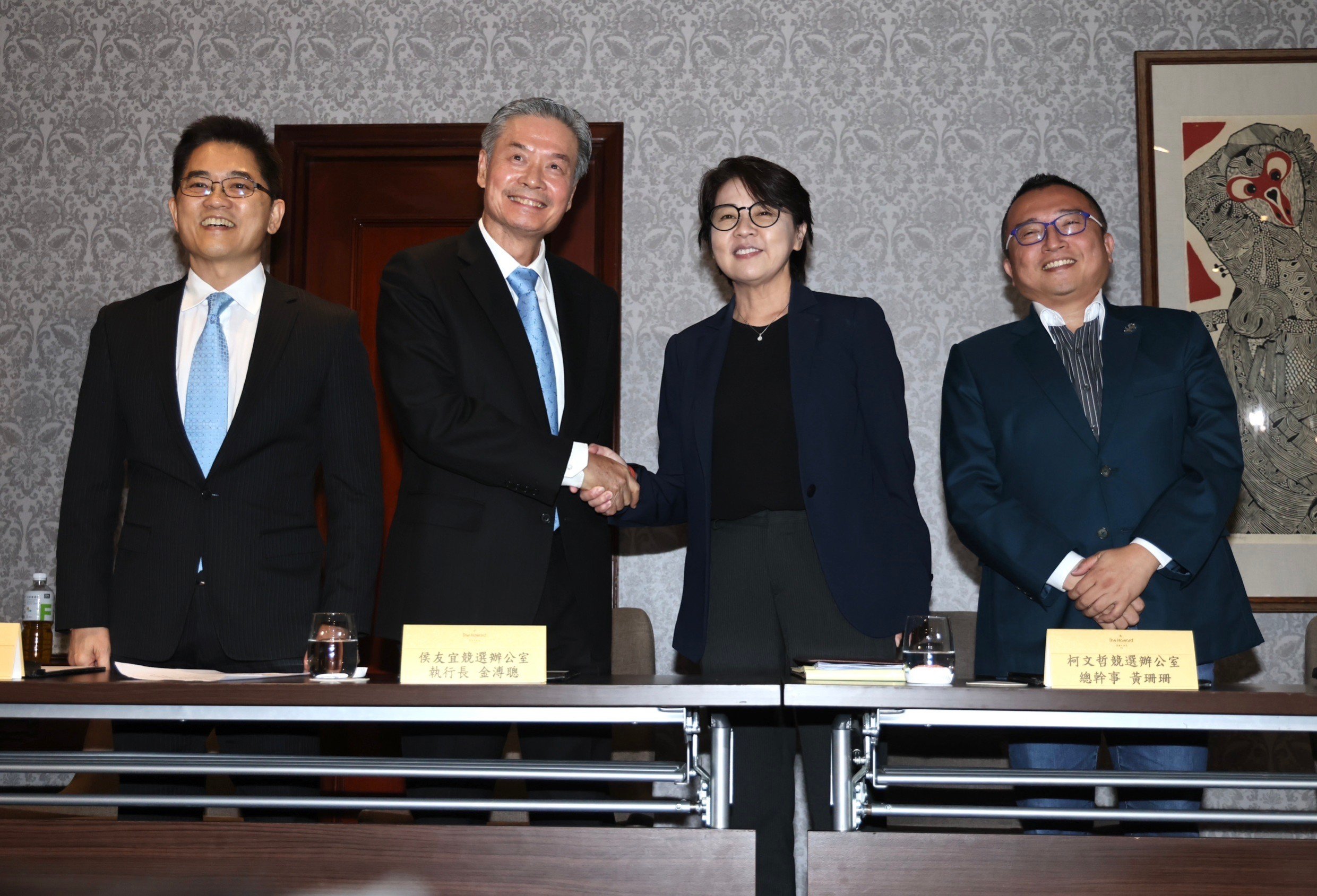 藍白合會前會今登場,雙方同意若合作取得政權將組聯合內閣。林啟弘攝
