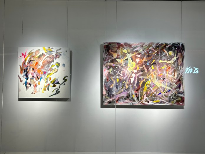 書寫筆畫躍動意象 許世芳個展「一念萬象」中友時尚藝廊開展 80 6 | 藝文娛樂 藝文娛樂 記者爆料網