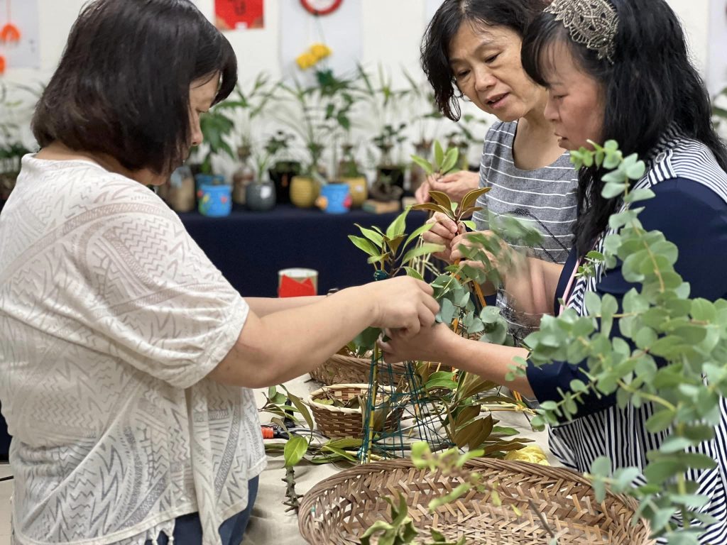 三芝樂天社區竹編質感能量塔DIY活動。(圖/新北農業局提供)