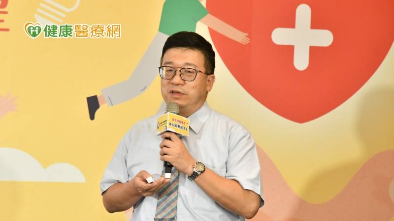 6旬伯等不到新藥就離世… 這一種肺癌淪為「治療孤兒」