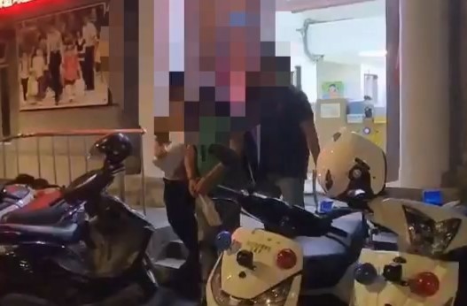 不滿「前女友與前夫」共處一室 醋男砍人逃逸2日落網 57 719116838.016978.mp4 20231016 171709.422 | 社會 社會 記者爆料網