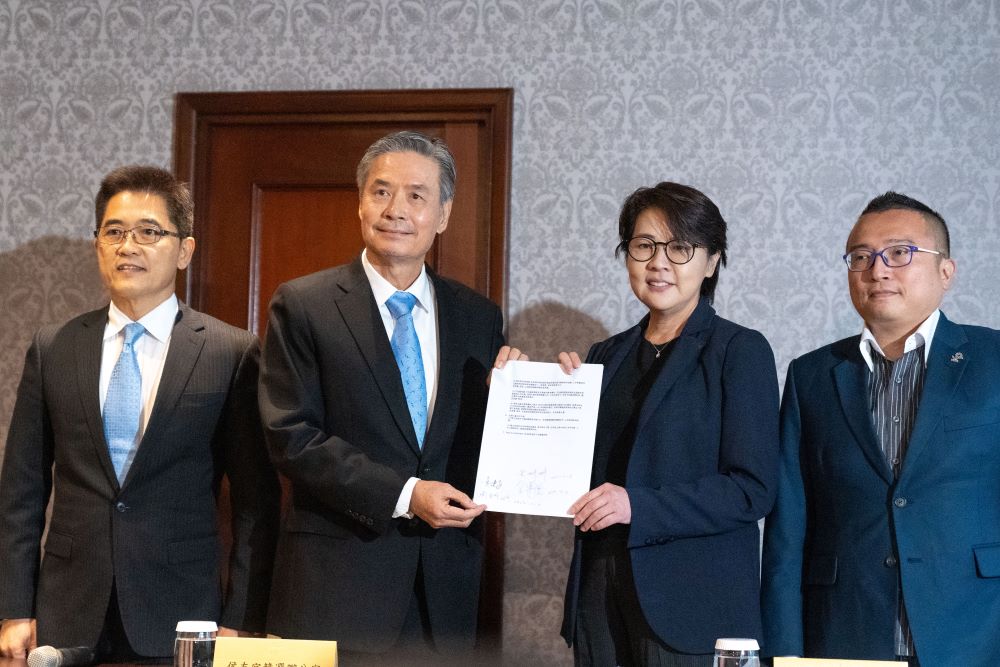 《圖說》新北市政府副發言人張劭斌表示，市府對單純的檢舉案，進行政治操作，無限上綱抹黑成濫用司法，深表遺憾。〈新北市政府提供〉