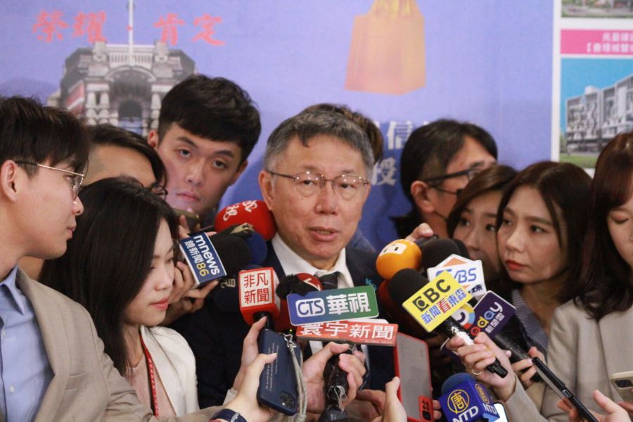 以攝護腺癌喻兩岸挨轟 柯P:只是強調處理問題非唯一方法 218 民眾黨總統參選人柯文哲。(方炳超攝)