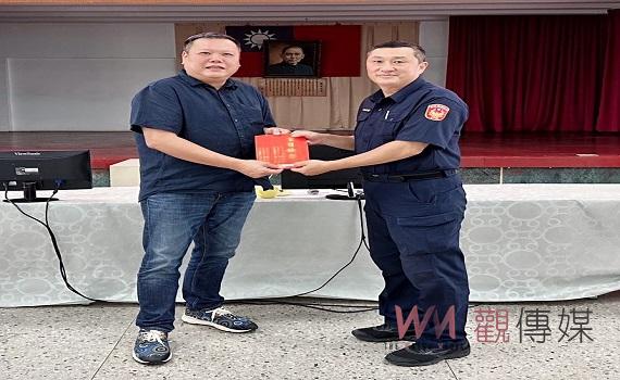 北港警守護治安不遺餘力 警友會主任政峯頒獎鼓勵