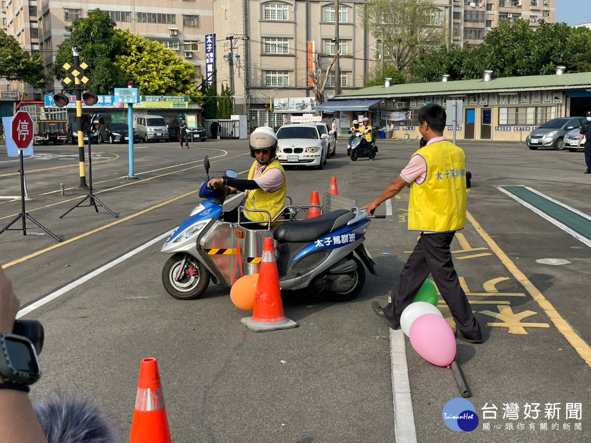鼓勵身障民眾參加機車駕訓,桃園市全額補助訓練費。