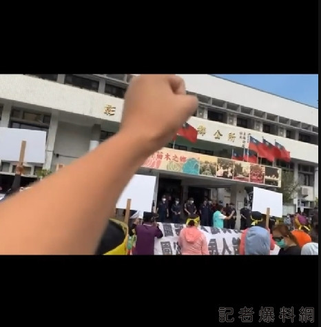 公墓種電不蓋百姓公祠 彰化永靖4村要求停工出動孝女白琴抗議 73 1697677074145 | 社會 社會 記者爆料網