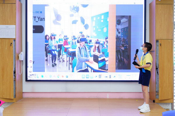 學生就他們所創作的NFT進行分享 學生就他們所創作的NFT進行分享