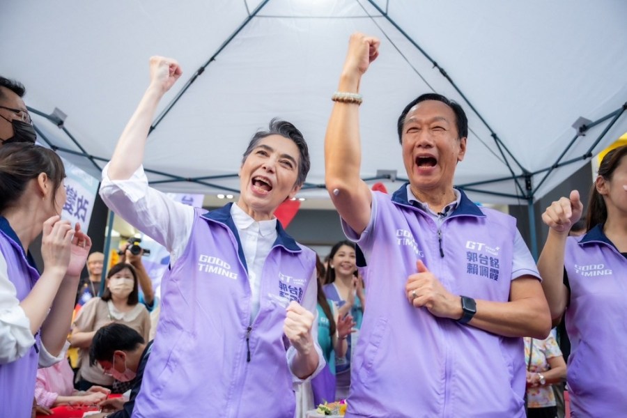 【有影】賴佩霞已不具美國公民身份 黃士修:郭辦風格是低調、穩穩地做事 226 【有影】賴佩霞已不具美國公民身份 黃士修:郭辦風格是低調、穩穩地做事 225