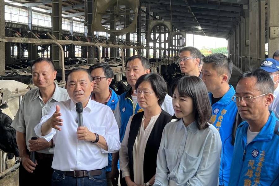 柯文哲二度會面郭台銘 謝衣鳯：藉郭董提升新聞熱度 229