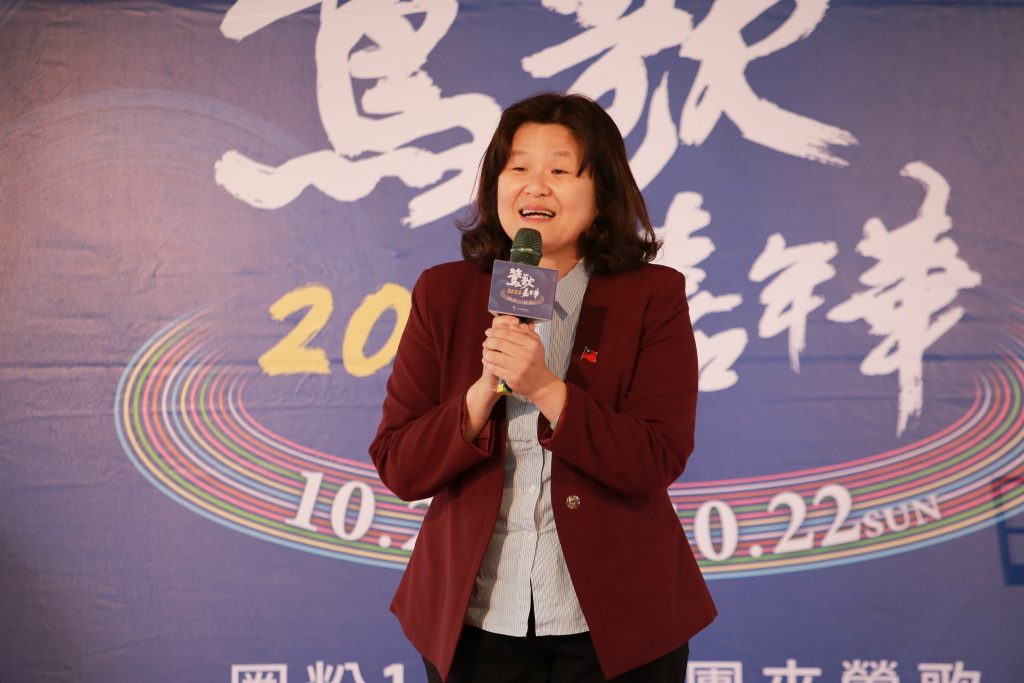 經發局長何怡明表示,協助在地陶瓷產業升級轉型及串聯鶯歌嘉年華、台灣設計展,為在地業者及商圈挹注新能量,創造更多元的價值,盼活絡鶯歌商圈與陶瓷產業發展。(新北政府提供)