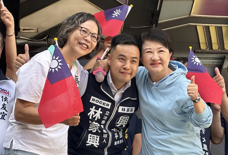 盧秀燕為林家興站台,與蔡壁如藍白合體。中央社