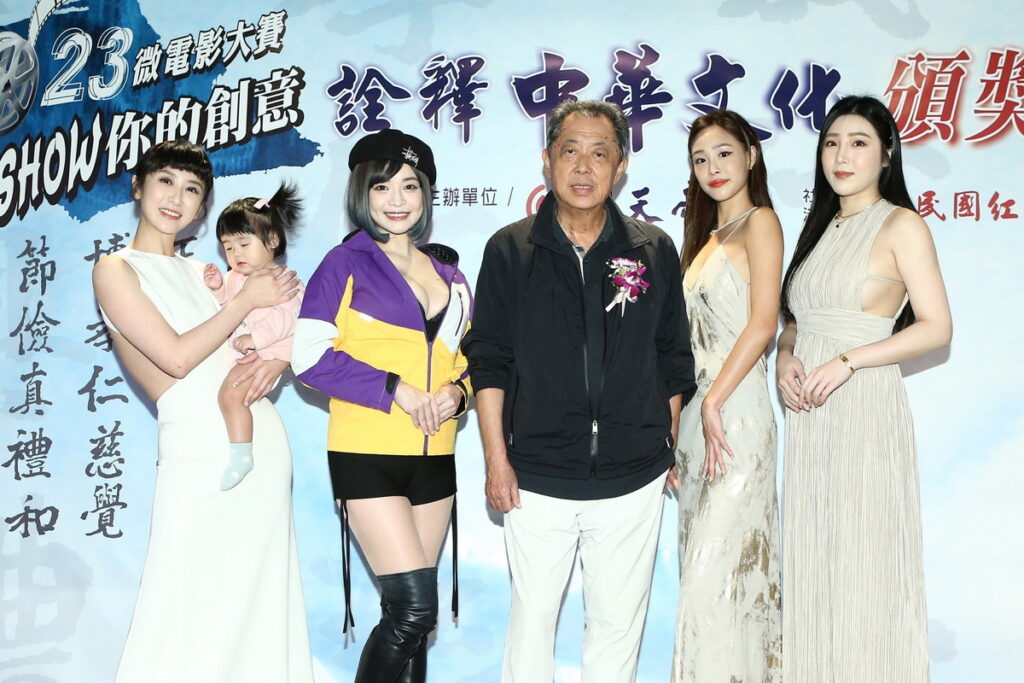 由左至右-藝人蔡允潔、郭鬼鬼、朱延平導演、張耘芝、許薇安