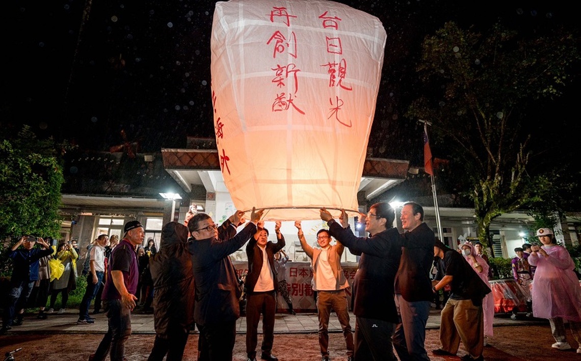 台日友好「千人放天燈」 共同祈願「台日觀光共好」