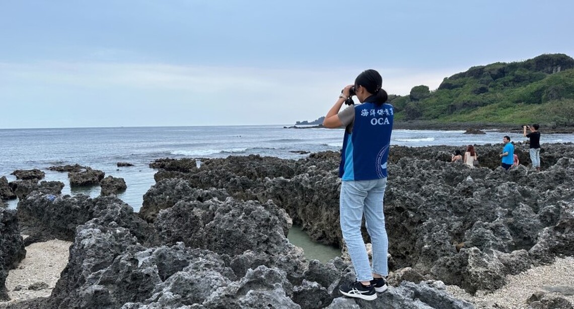 海豚滯留墾丁 海保署呼籲民眾協助通報