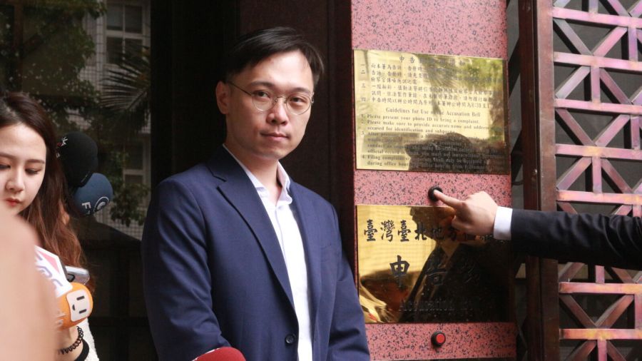 郭台銘連署站爆有人「買個資」檢警查獲第四層共犯 黃士修:跟我們沒關係 318 郭台銘連署站爆有人「買個資」檢警查獲第四層共犯 黃士修:跟我們沒關係 317