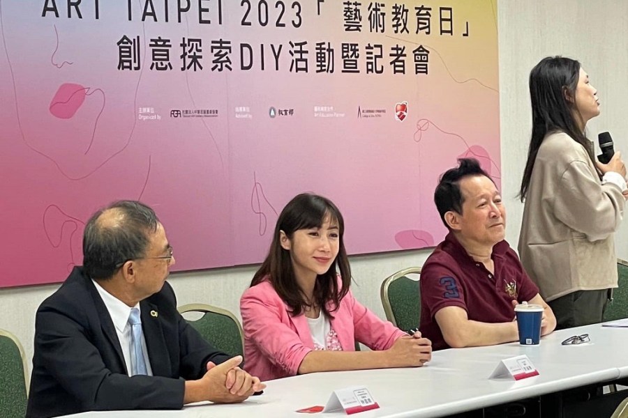 藝博會與啟聰學生同樂 許淑華:藝術有親人的治癒力 212 藝博會與啟聰學生同樂 許淑華:藝術有親人的治癒力 211