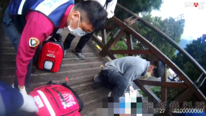 64歲男獨遊阿里山森林遊樂區 身體不適倒臥登山步道送醫不治 56 阿里山森林遊樂區,登山步道,男子,送醫不治