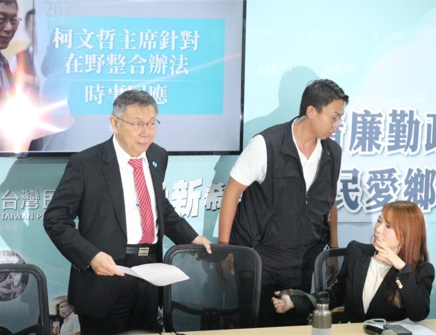 中國應說清楚為何查稅富士康 柯文哲笑:下班來找郭台銘聊天 204 中國應說清楚為何查稅富士康 柯文哲笑:下班來找郭台銘聊天 203