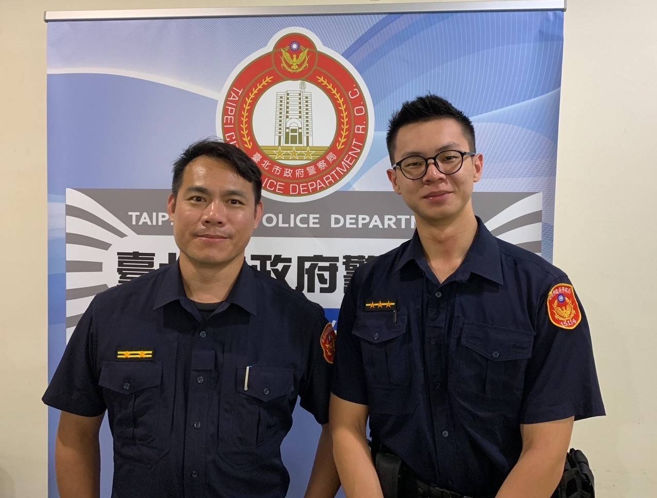 復興派出所所長林卷億（圖左）<br /> 復興派出所警員張嘉訓（圖右）。（記者 張艷君翻攝）