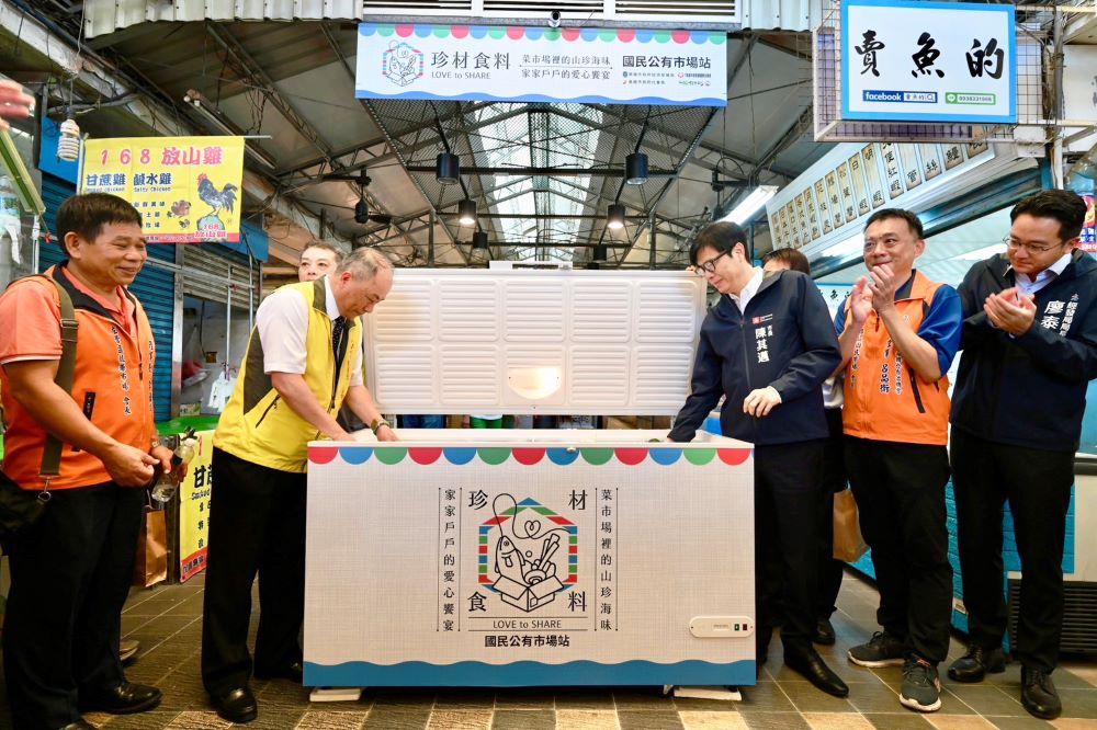 ▲陳其邁:媒合市場、慈善團體 以創意將結餘食材留給真正需要的人(記者王雯玲翻攝)
