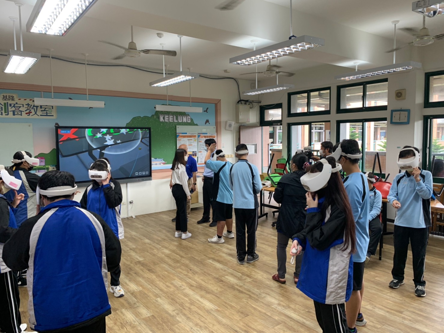 正濱國中發展5GVR多元課程提升學習效益