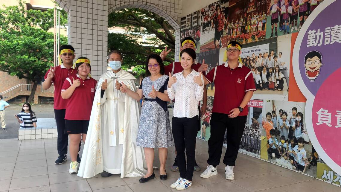 漾新聞|天主教明誠中學為高三生辦「誓師祈福禮」追分成功