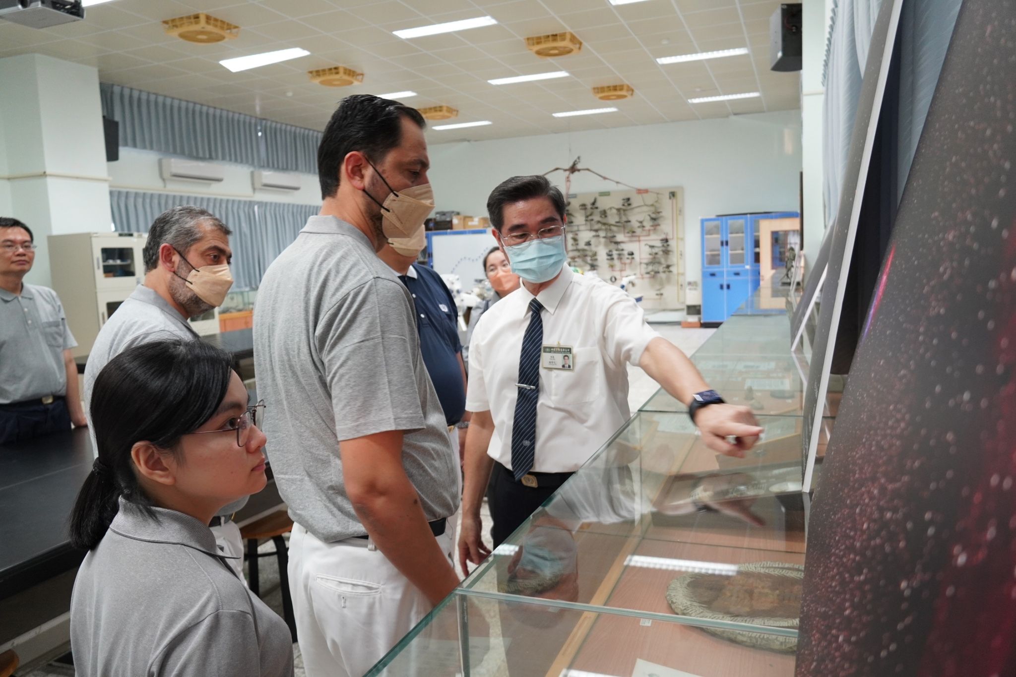 臺南慈中地科教室設備完善,於地科人才培育中啟發學生環境關懷。