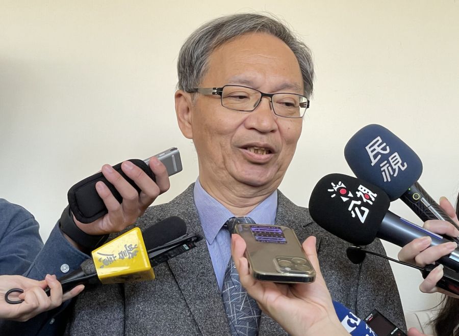 醫PO「醫院高端疫苗滿出來」 薛瑞元冷處理:不想讓網紅爭流量、賺斗內 188 醫PO「醫院高端疫苗滿出來」 薛瑞元冷處理:不想讓網紅爭流量、賺斗內 187