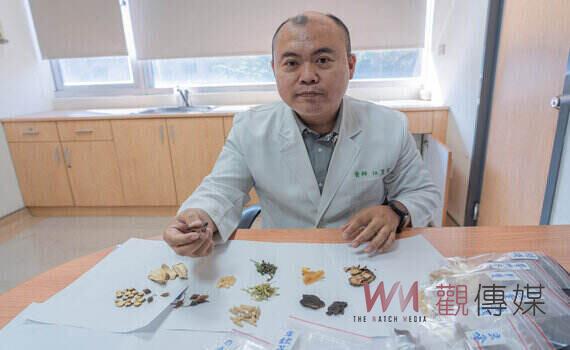 確診後又感冒竟失聲半個月！中醫護嗓調體質