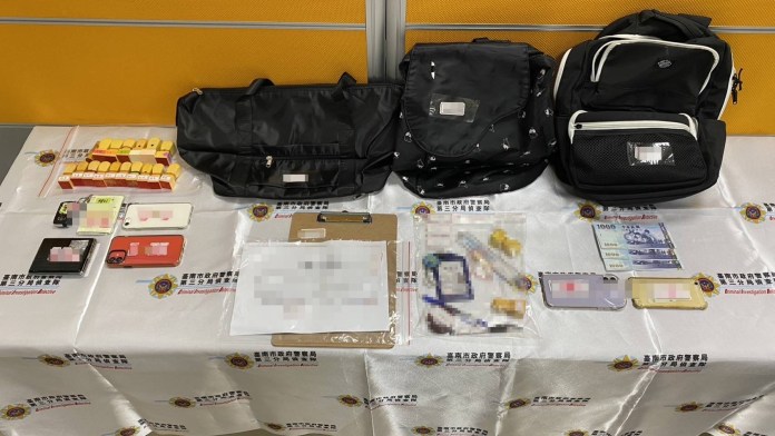 影/男遭詐1800萬 所長逮車手遭撞 車手仍遭警網逮捕 53 6828CBE2 E78E 4429 9026 3A33054F1171 | 社會 社會 記者爆料網