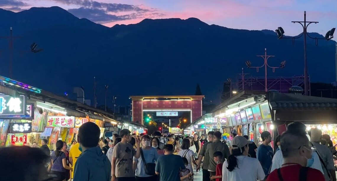東台灣唯一!花蓮東大門夜市獲評為五星優良市集