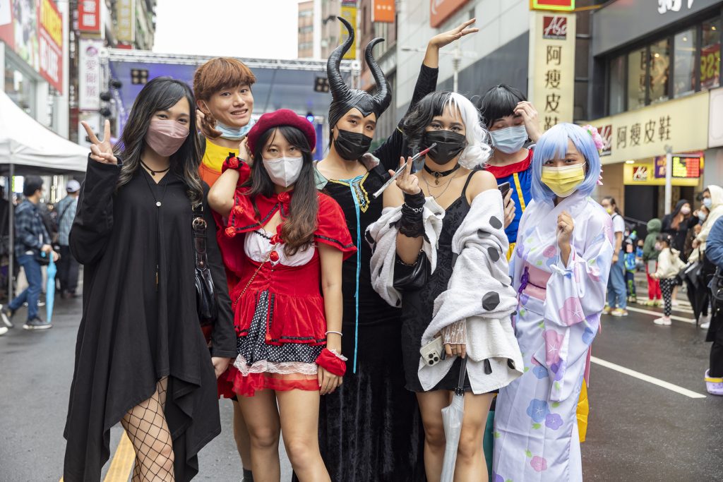 2023府中搞什麼鬼踩街遊行，明28日奇幻登場圖為2022府中搞什麼鬼。（圖/新北市政府提供）