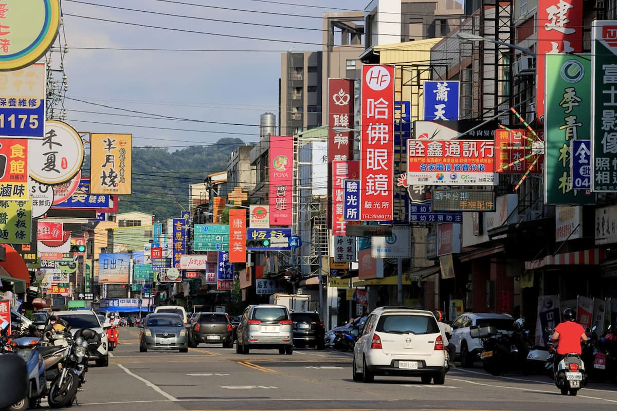 仲介業者表示,后里區正在經歷都市化過程。