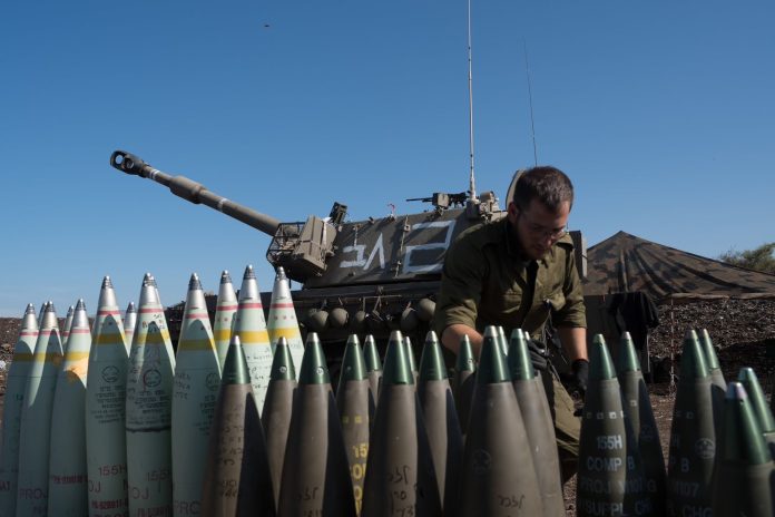 以色列國防軍(IDF)正在攻擊黎巴嫩真主黨目標,防四缐作戰。圖/新華社