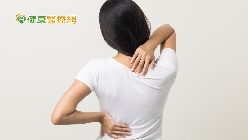 找出「肌筋膜」的痠痛訊號 一次鬆解所有痠痛問題