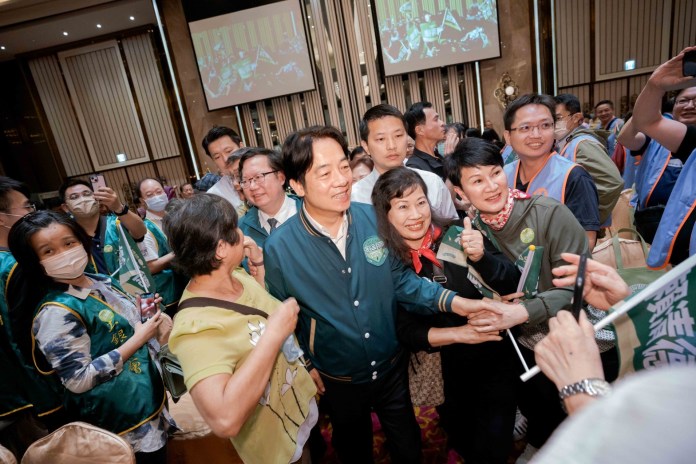 出席全國勞工後援總會成立大會 賴清德:政府接力發展經濟擴大照顧勞工 65 S 69107834 | 政治 政治 記者爆料網
