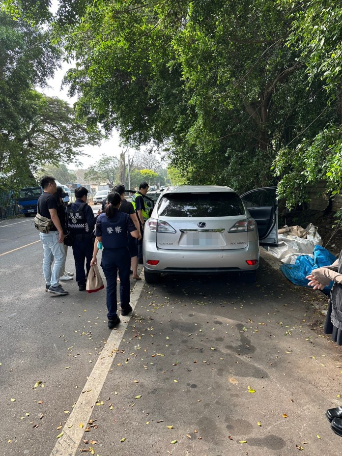 感情糾紛片/台中27歲男見妻被人載下班 情緒失控持棍棒毆車、亮長槍恐嚇 62 1 | 社會 社會 記者爆料網