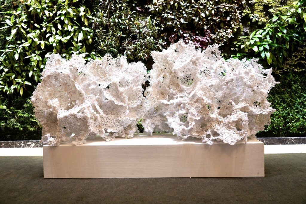 金獎 台灣藝術家戴素貞作品_ 浪花 Wave Flower