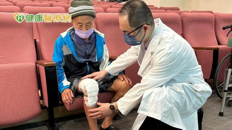 換完膝關節仍要注意!8旬翁人工關節染蜂窩性組織炎 抗生素無效、痛如刀割