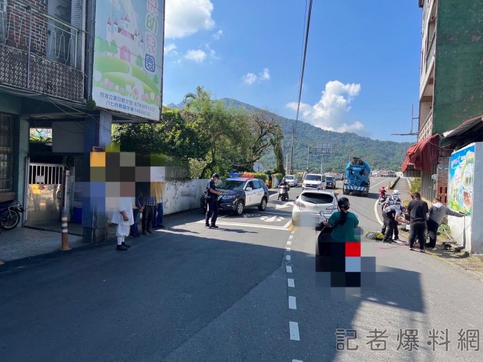 (更正報導)騎士綠燈遭左轉車撞傷 左腳受傷 撞擊畫面曝 75 C278ED9D 1FD4 40D5 A8A6 A4D9AD149180 | 社會 社會 記者爆料網
