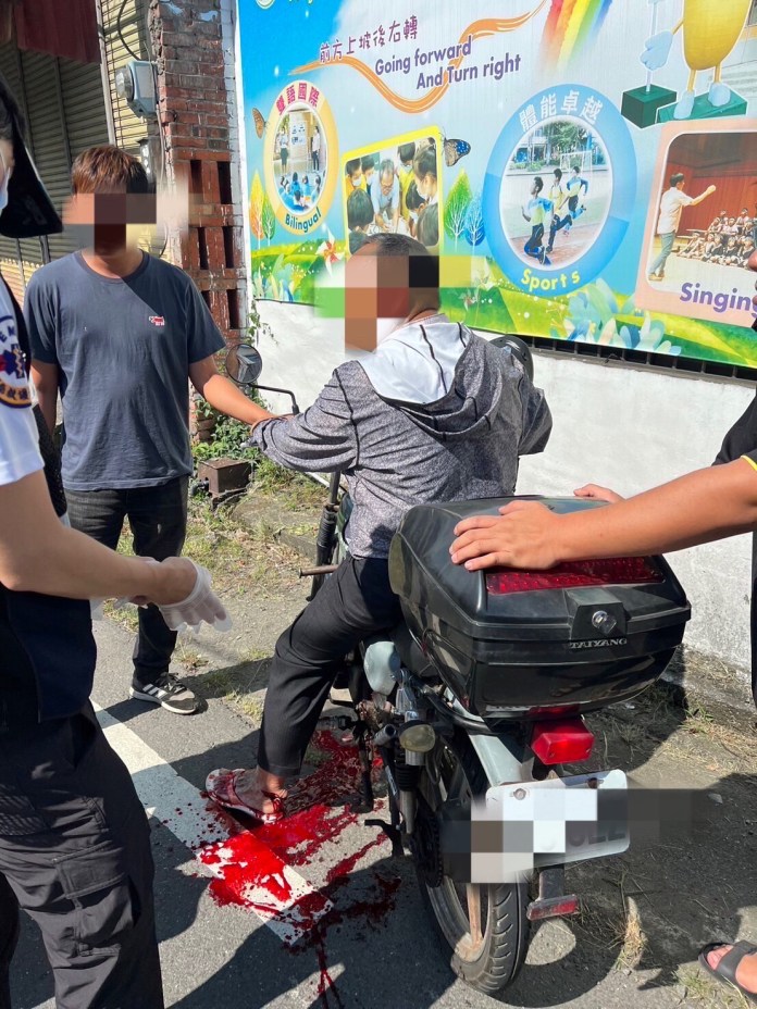 (更正報導)騎士綠燈遭左轉車撞傷 左腳受傷 撞擊畫面曝 74 679898EB BC9A 4056 A66C 0C15DF55E1C2 | 社會 社會 記者爆料網