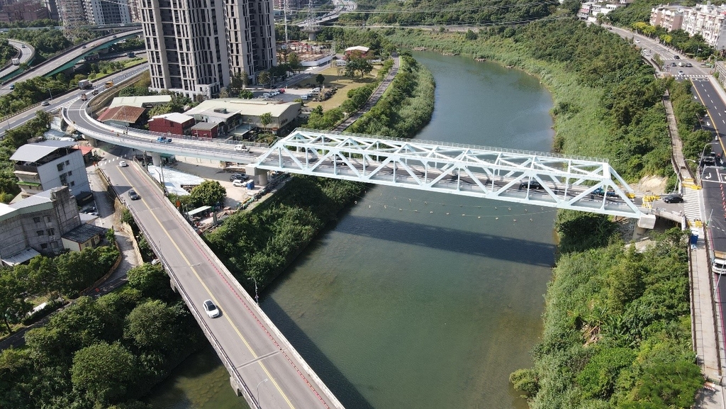 國道1號汐止交流道增設南入匝道現況照片（圖：交通部高公局）