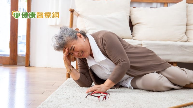 1人中風全家都應警覺!腦中風8大危險因子 病人家屬更易暴於相同風險