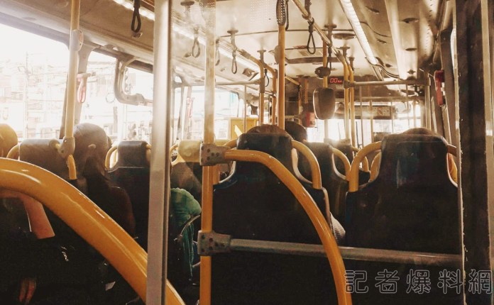 女坐公車感到屁股癢癢的 轉頭驚見椅縫那一根 71 pexels raphael brasileiro 2486402 scaled | 社會 社會 記者爆料網