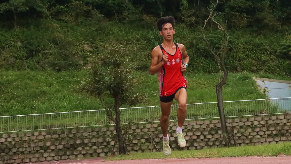 首登全運會場內賽的高中跑者 風承顥要在田徑上探索未來
