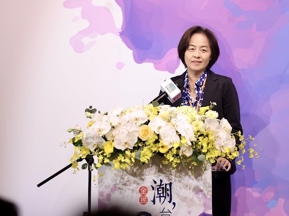 「全民潮台灣短片徵件競賽」頒獎,外交部國際傳播司副司長林禹貞致詞。(圖/外交部提供)