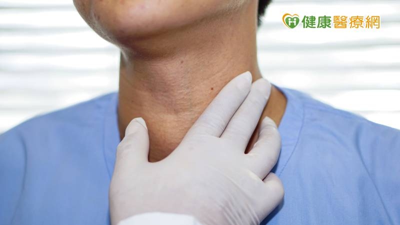 愛美男「甲狀腺腫瘤」懼開刀　微創手術不留疤！