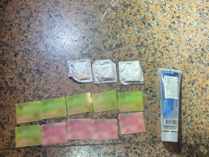 影/桃園透天厝藏春色 應召小姐洗完澡 錢還沒收 警方就來了 79 7DD2C3B3 57DE 4A73 81E3 B2ECE93740B7 | 社會 社會 記者爆料網